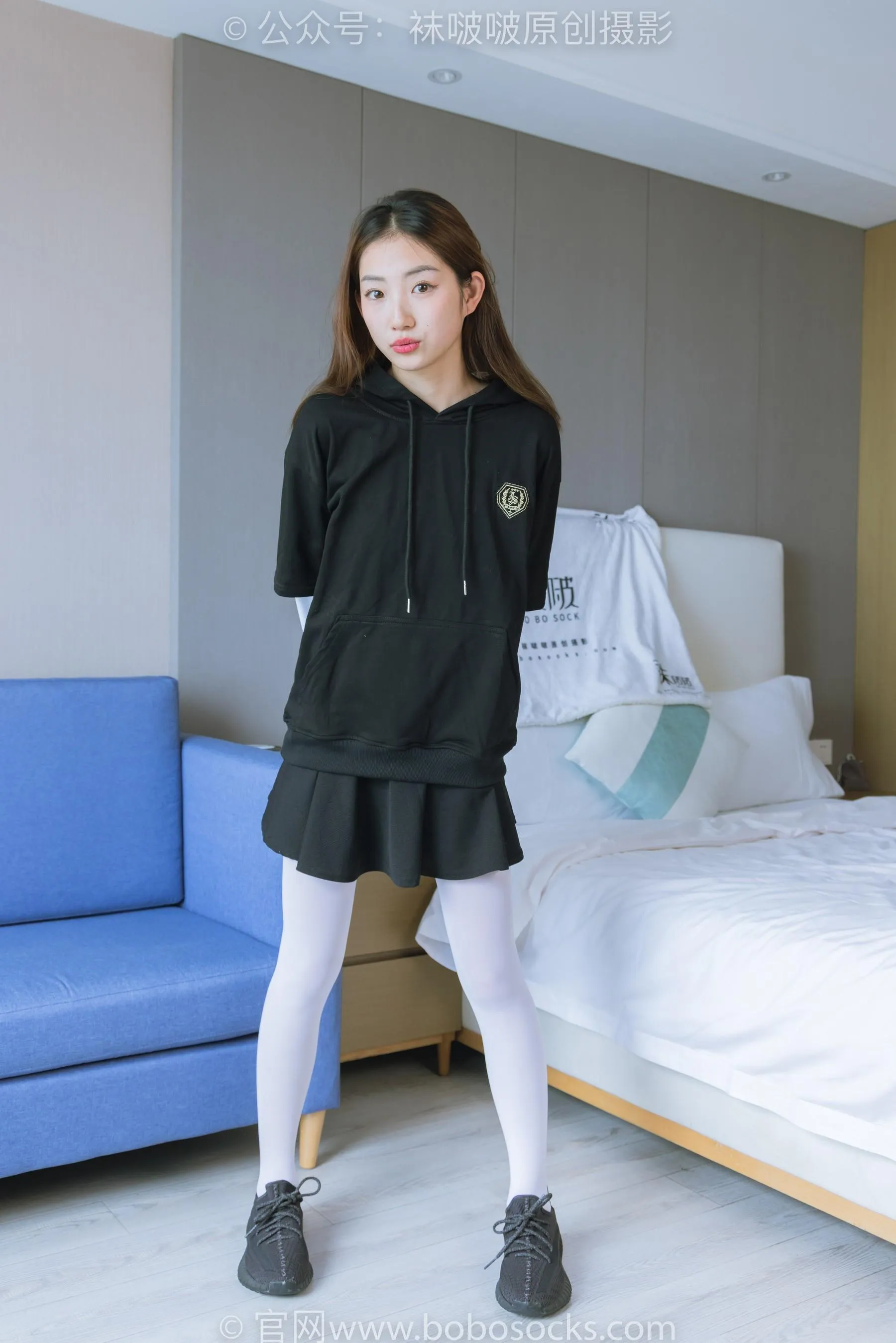 [BoBoSocks袜啵啵]NO.214 小沫-黑色运动鞋、厚白丝[23] [53P]插图